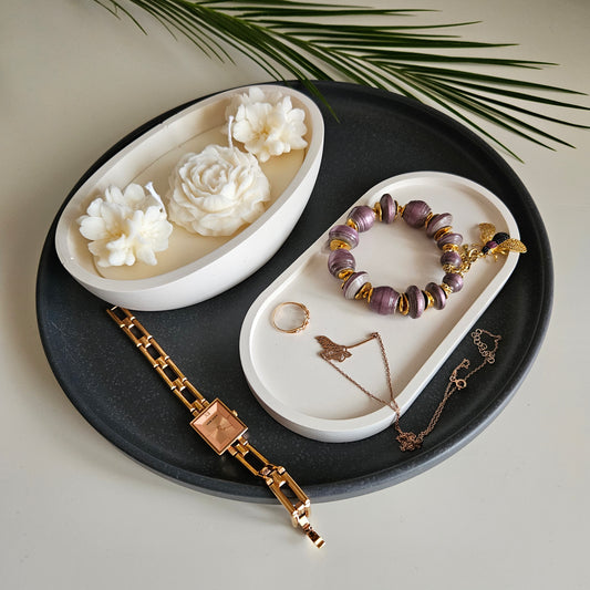 Boat - shaped candle