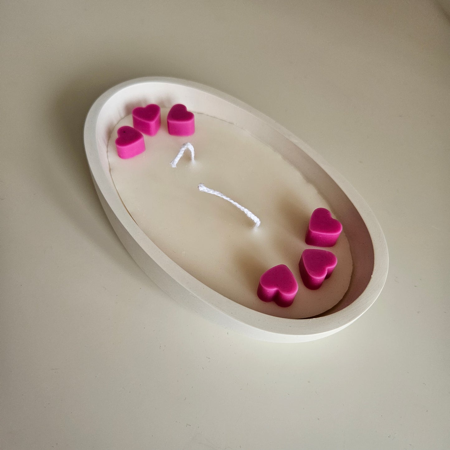 Boat - shaped HEART candle