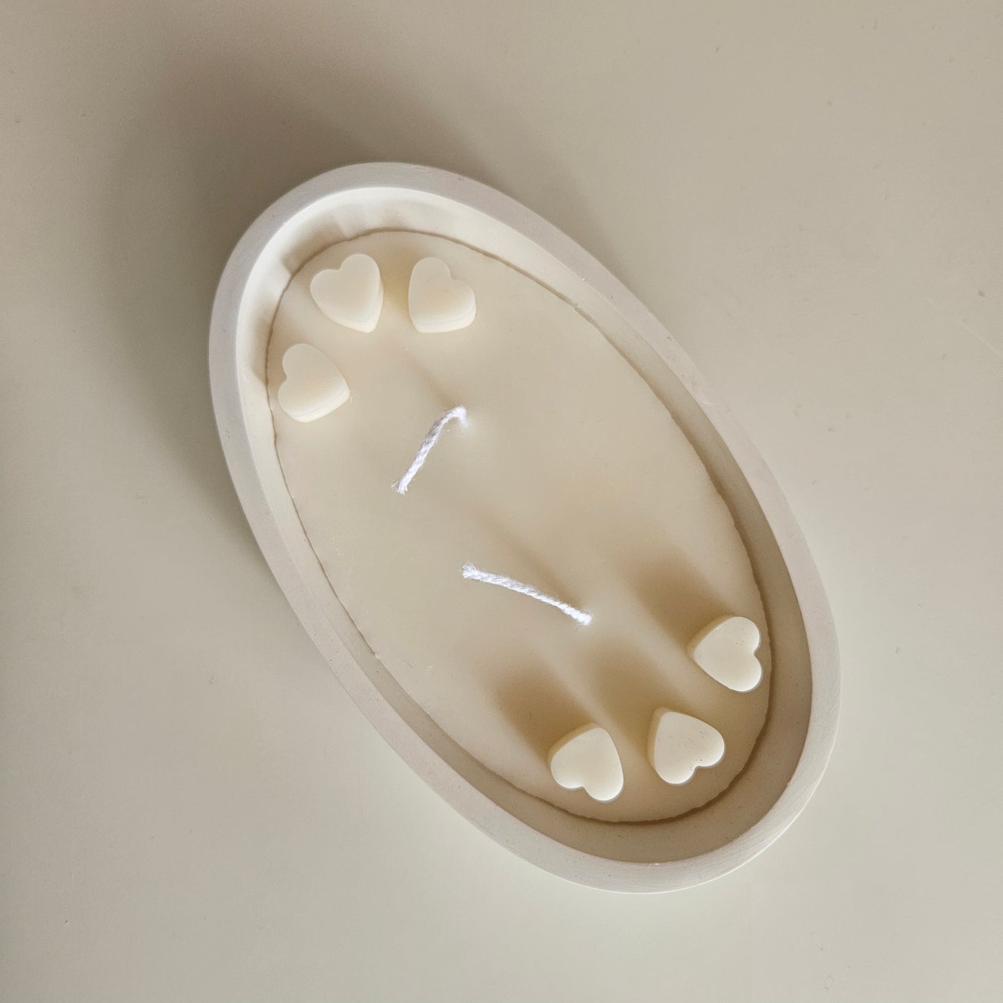 Boat - shaped HEART candle