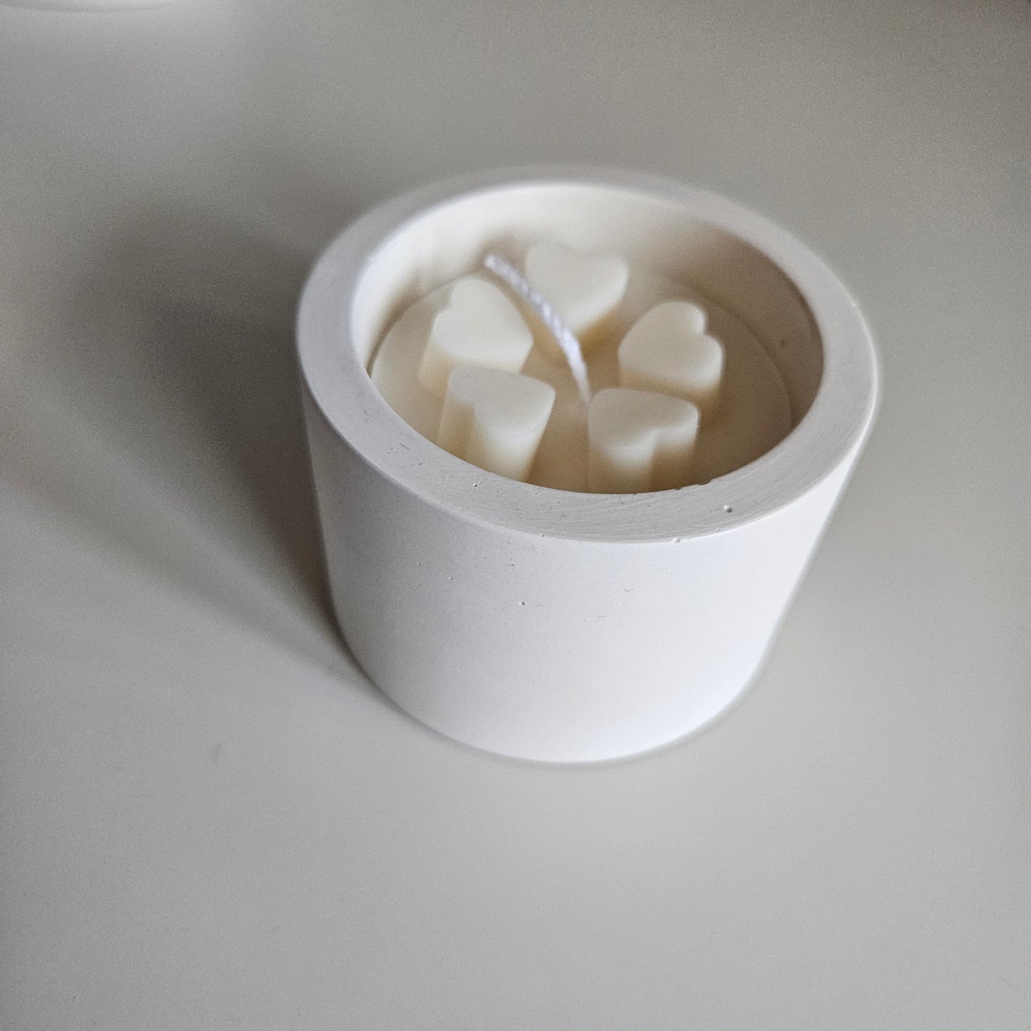 Round jar HEART candle