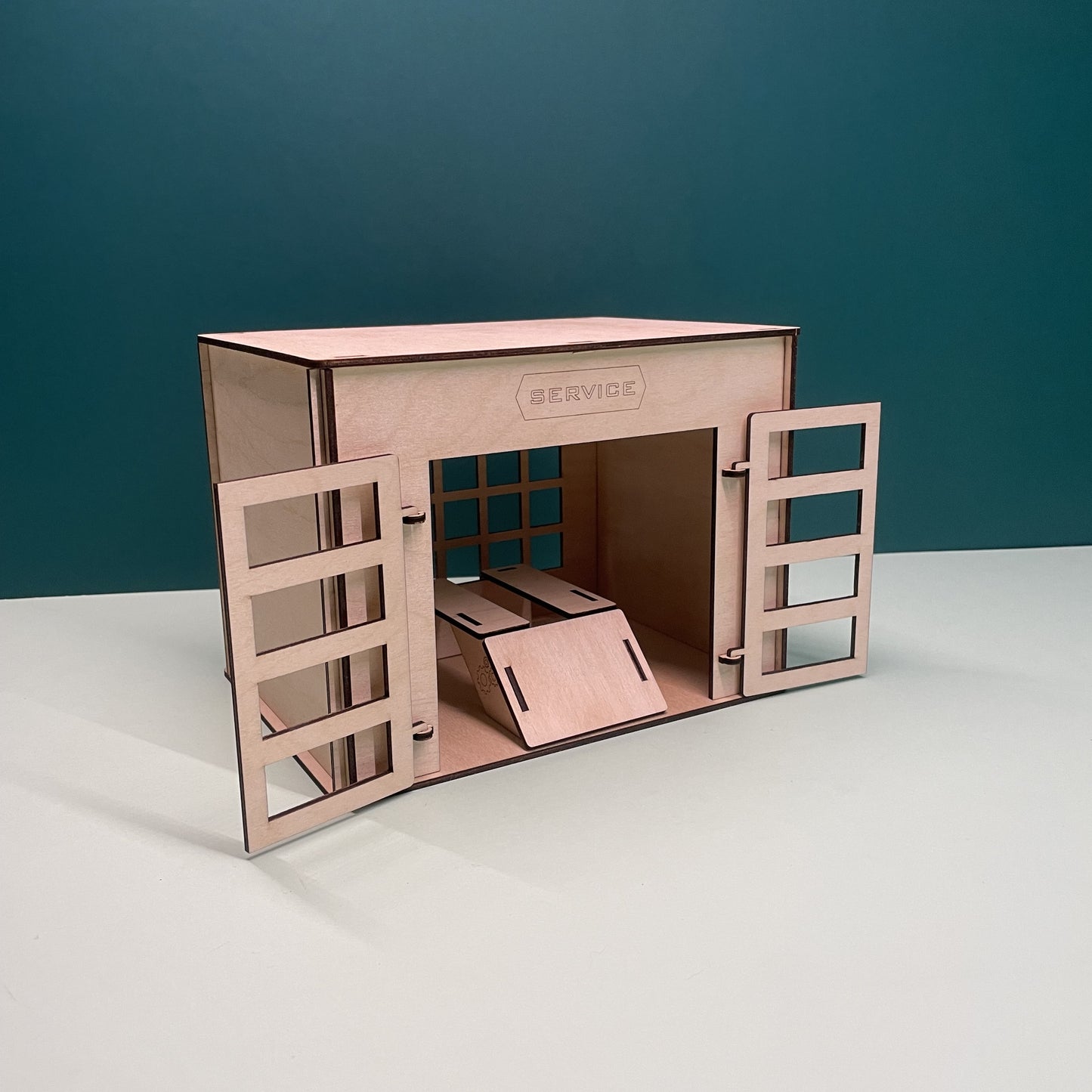 Gas station / Car service