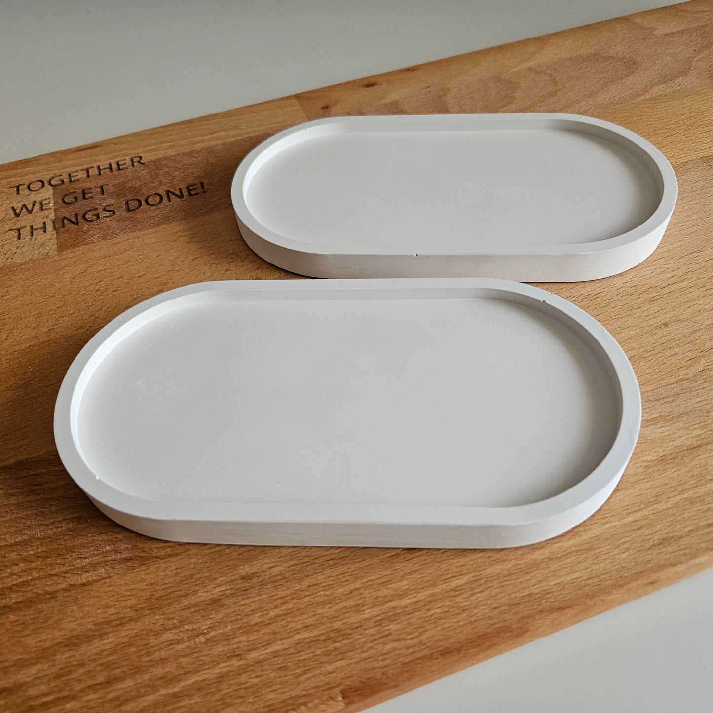 Oval trinket tray