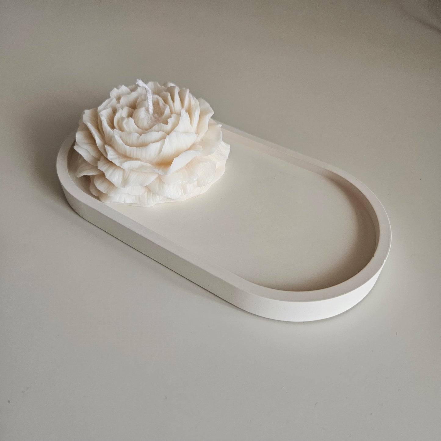 Oval trinket tray